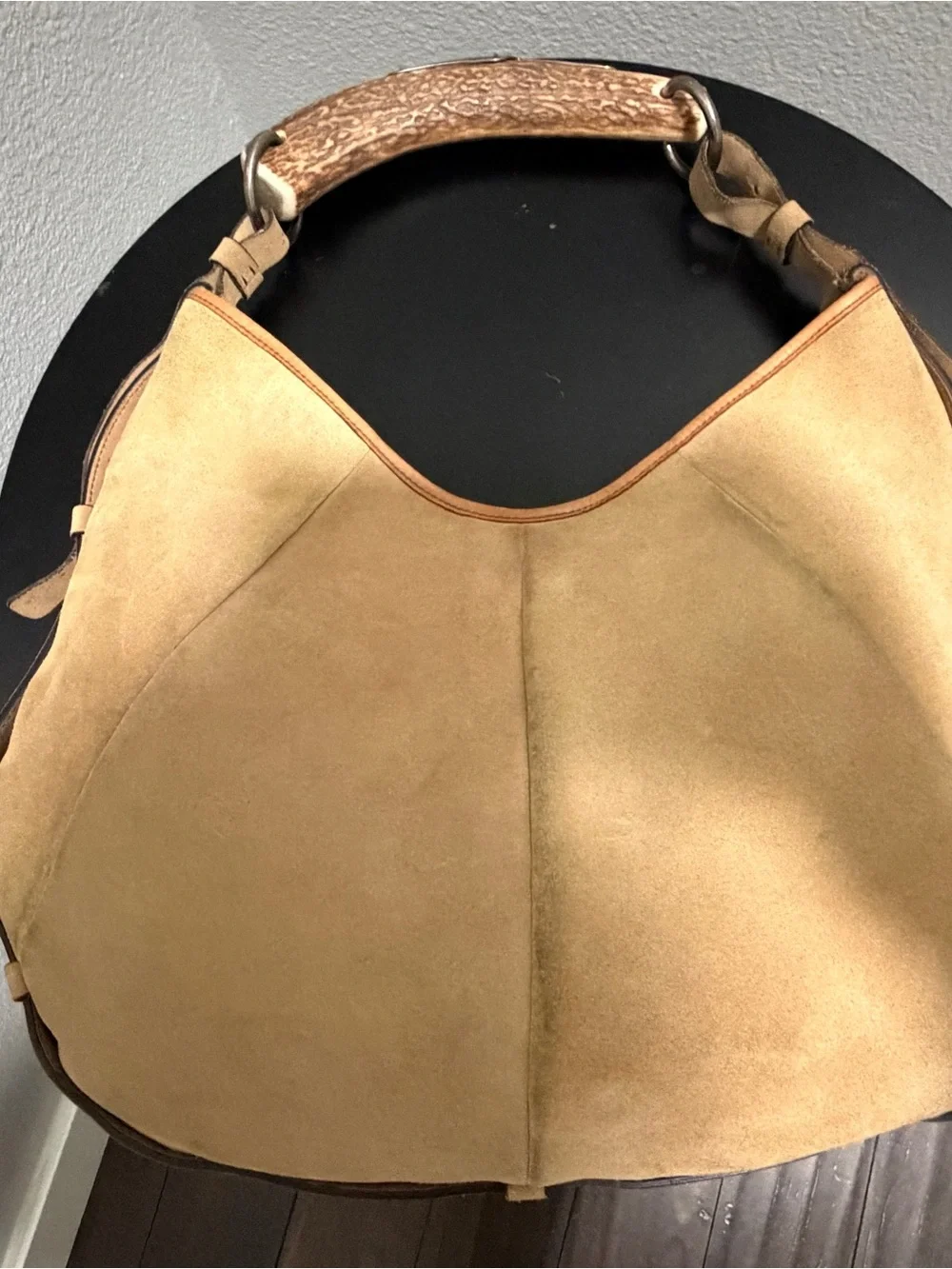 ❤️Tom ford Era Yves Saint Laurent Rive Gauche   Medium Suede Mombasa bag